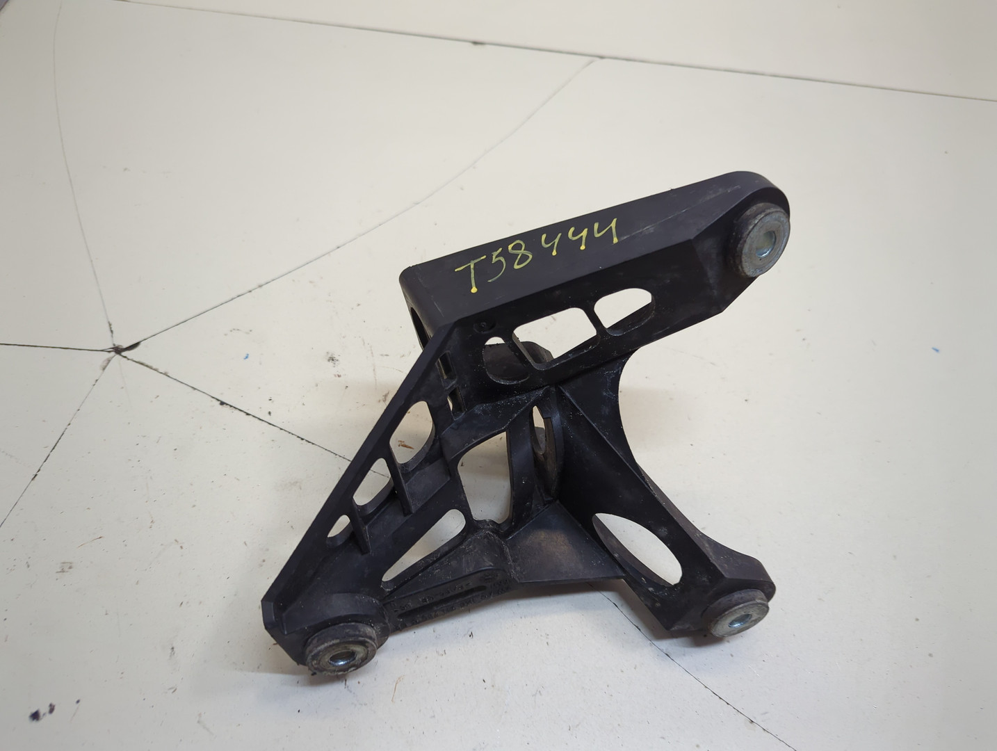 Кронштейн КПП