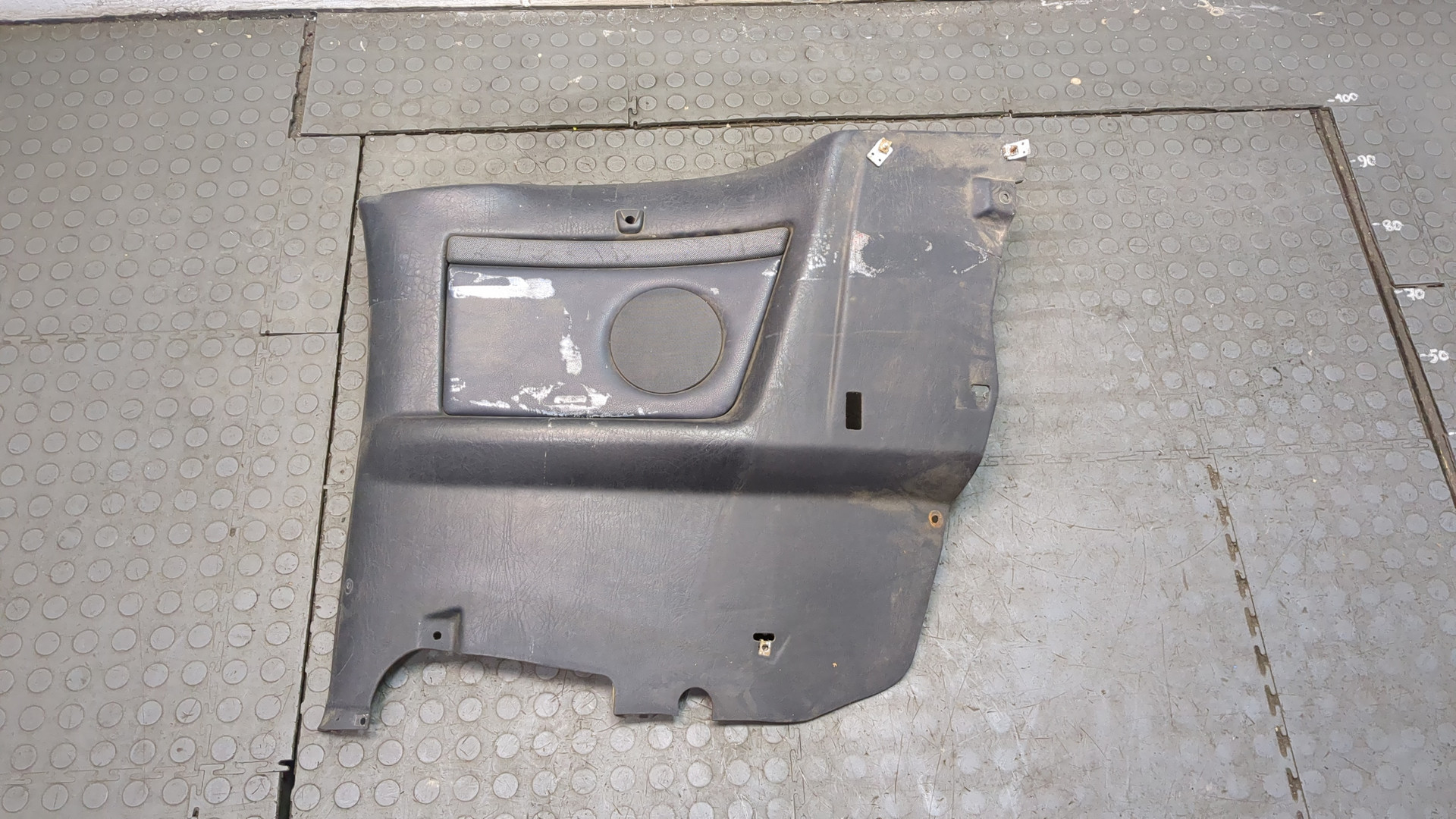 Обшивка салона