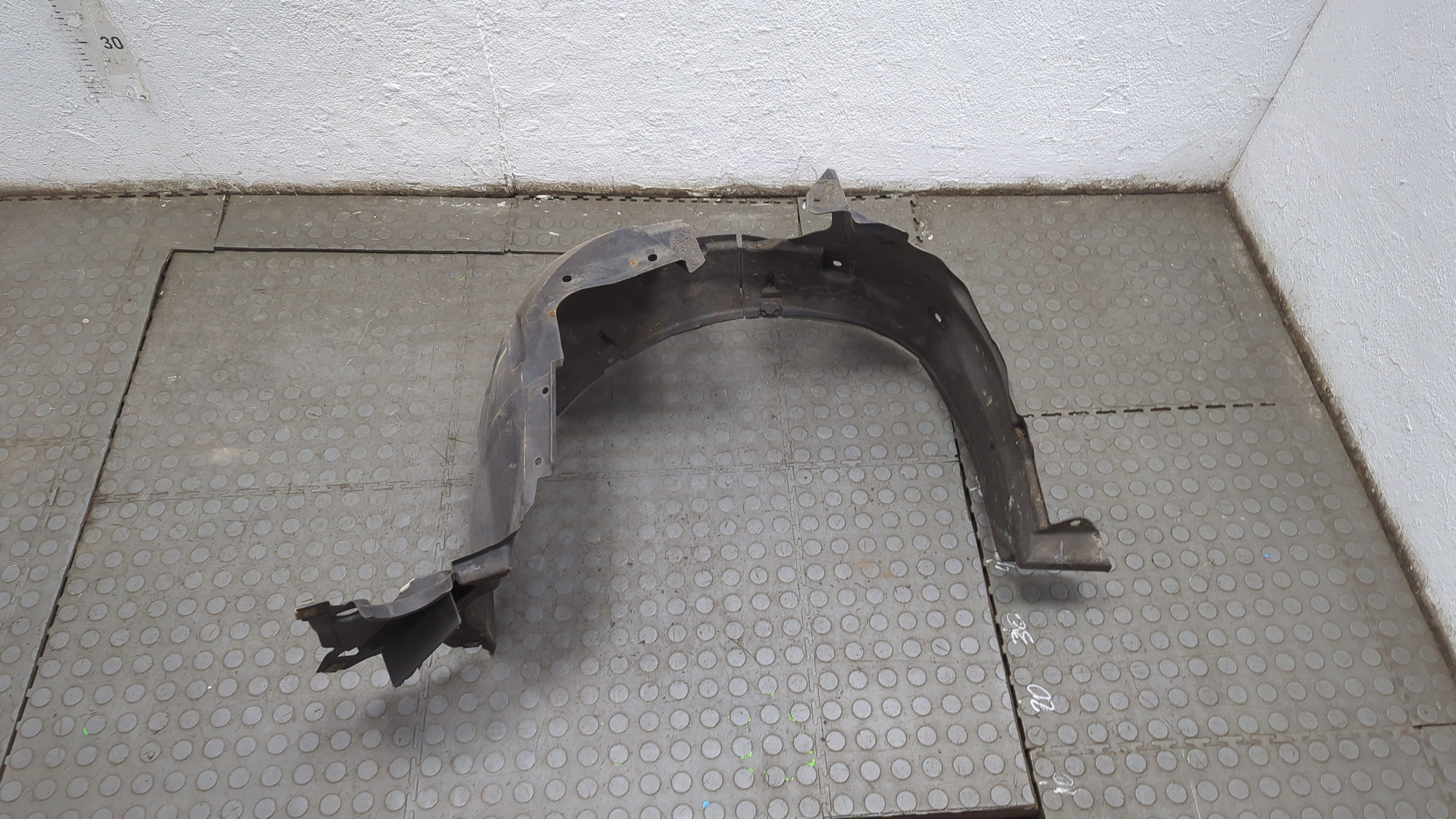 Локер передний правый