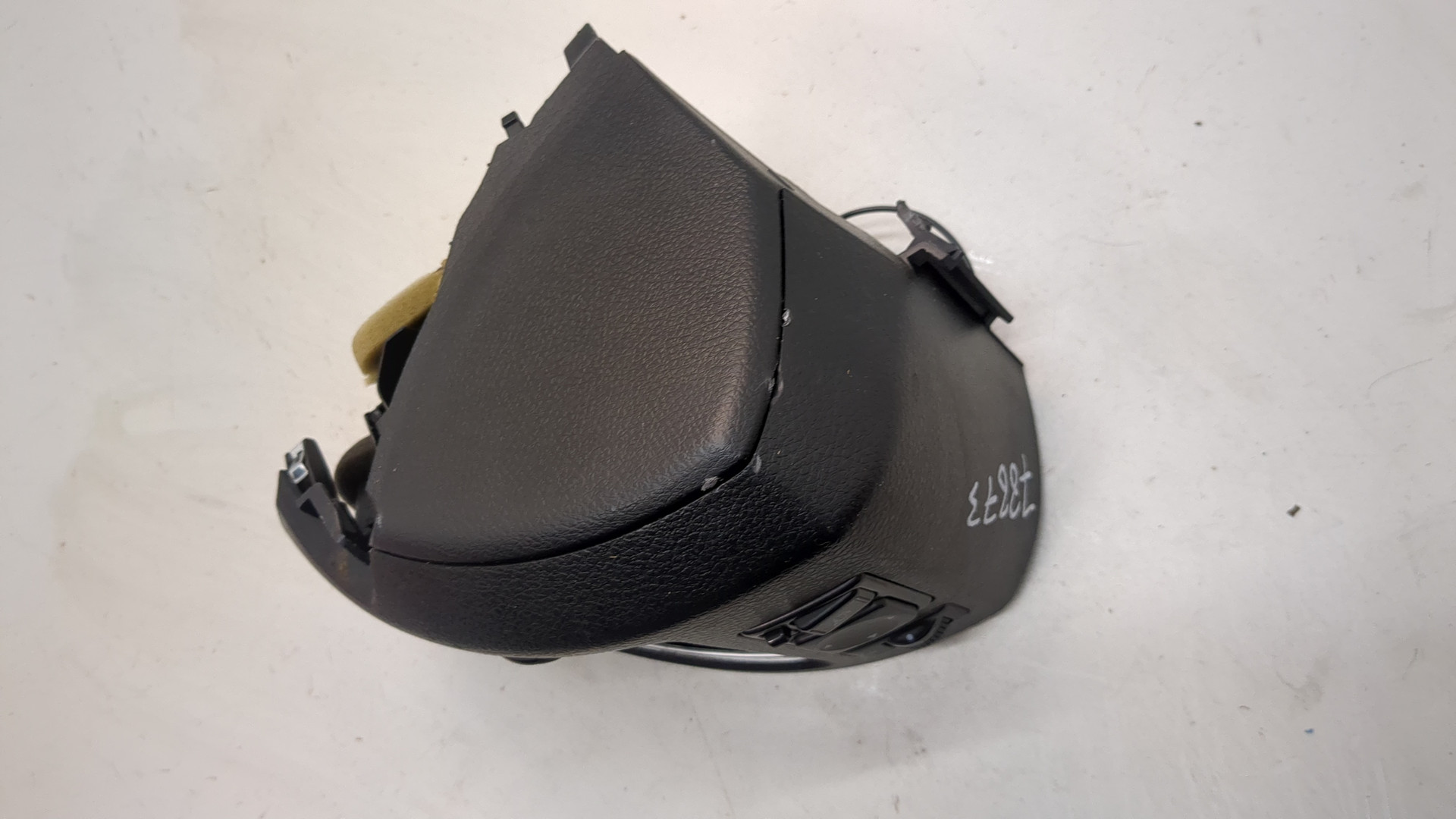 Кнопка регулировки зеркала