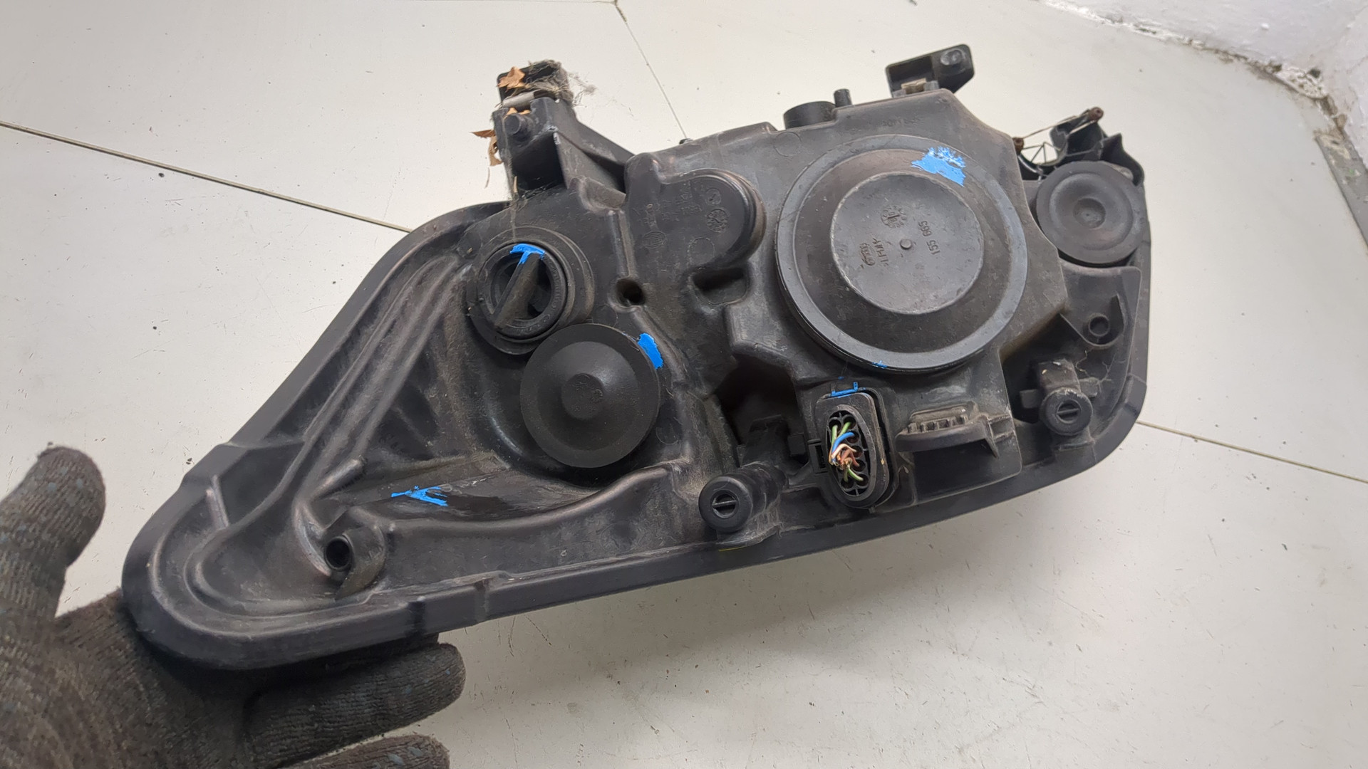 Фара правая