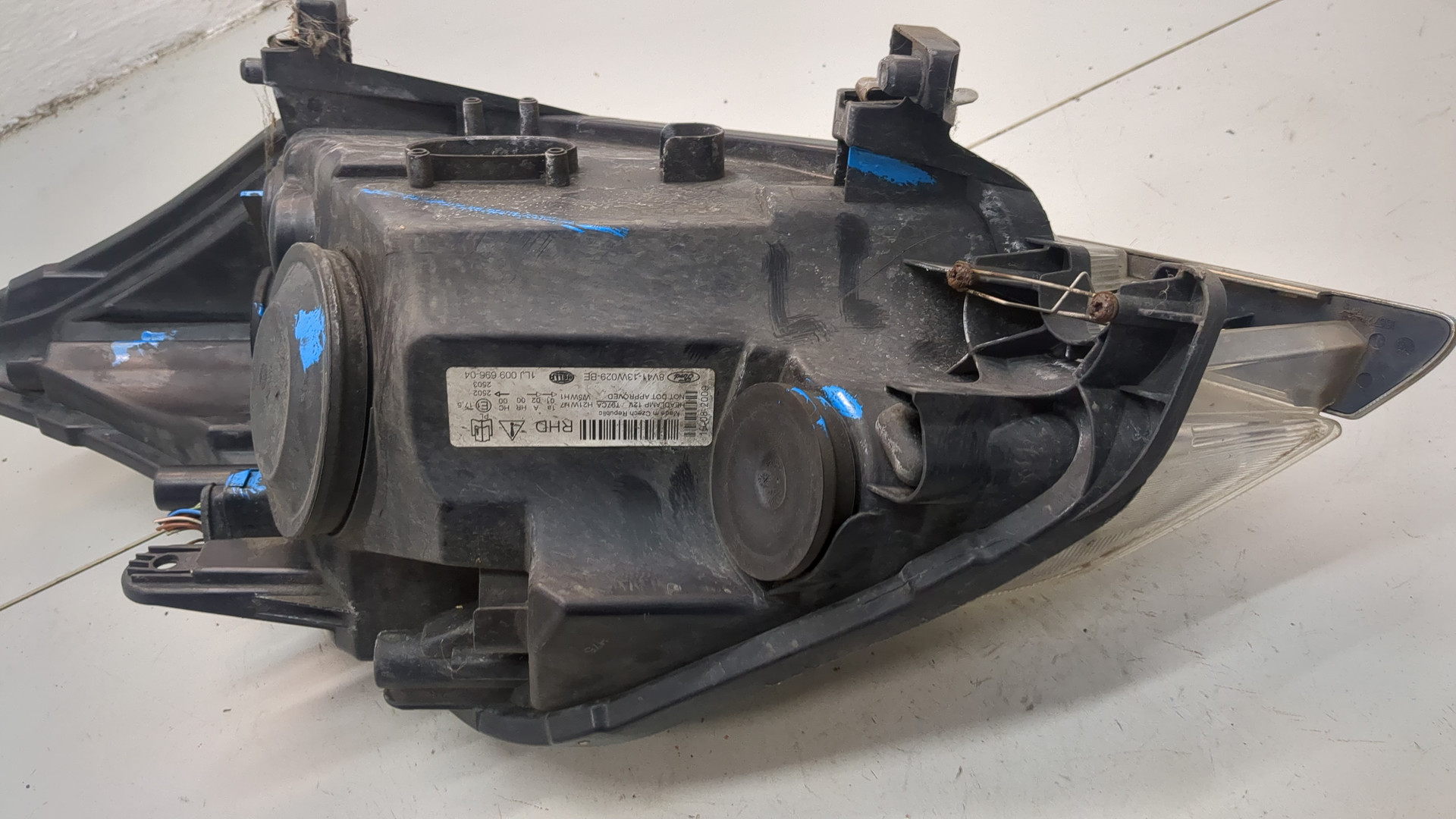 Фара правая