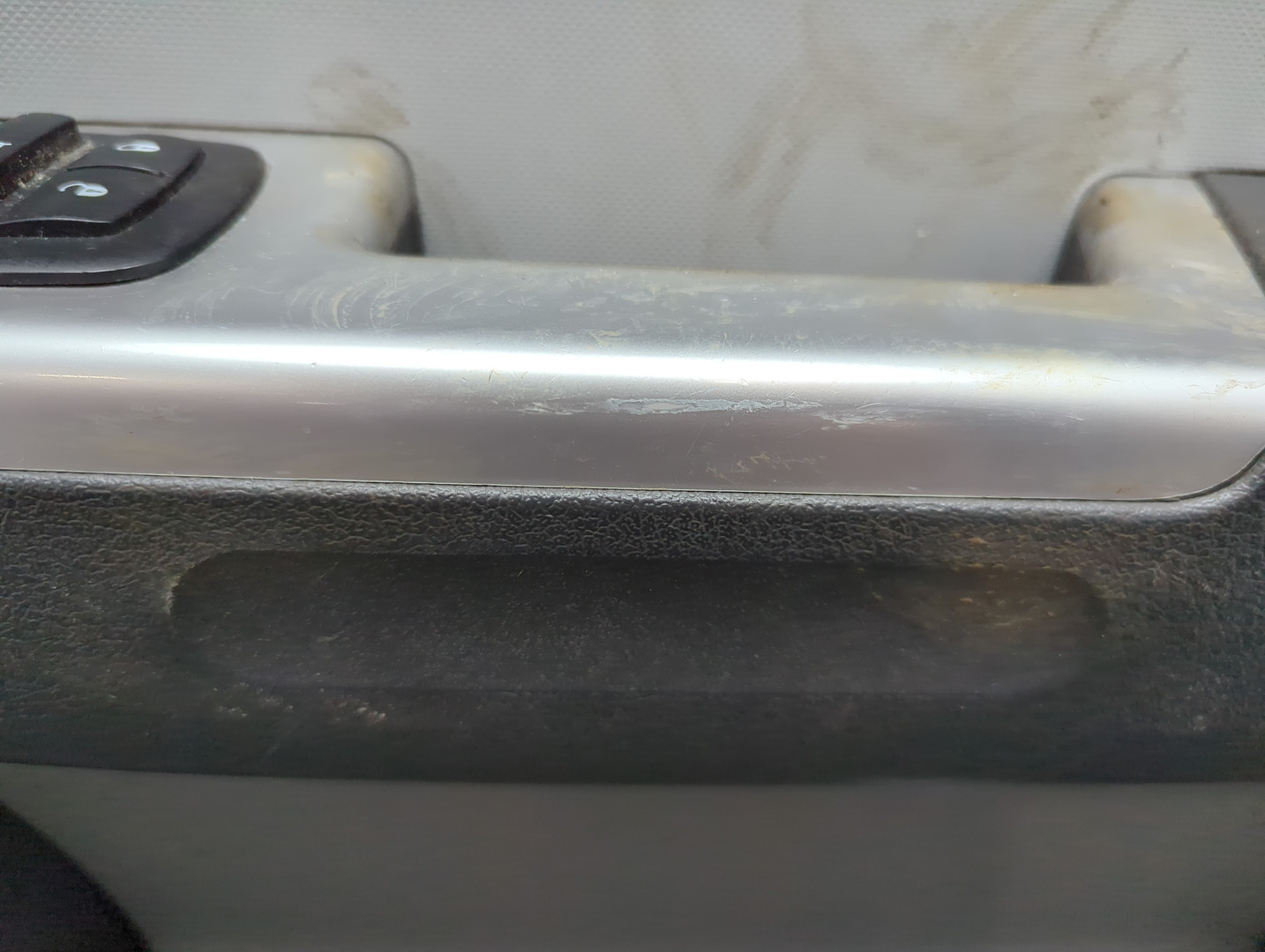 Дверь передняя правая