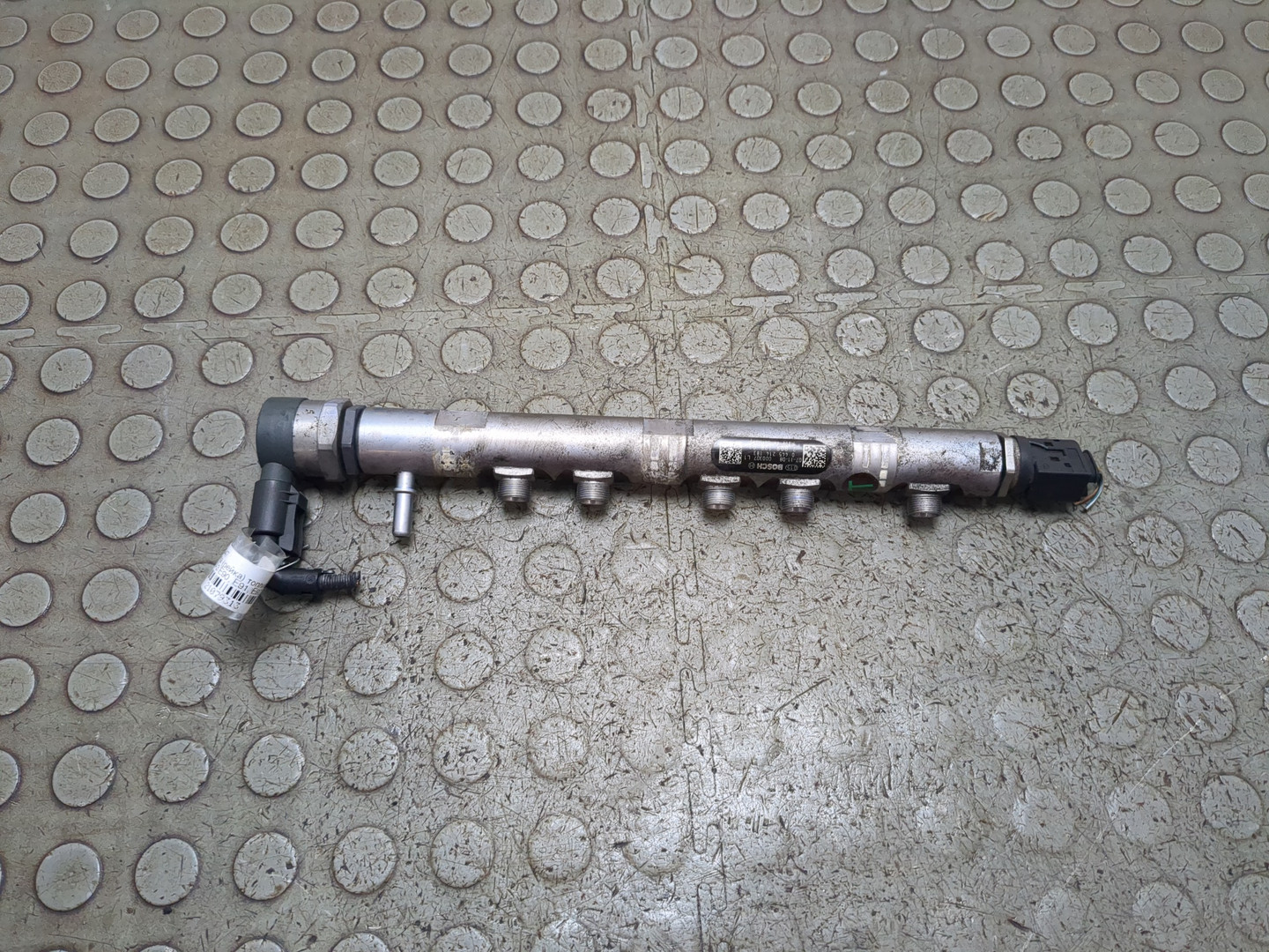 Рейка топливная (рампа)