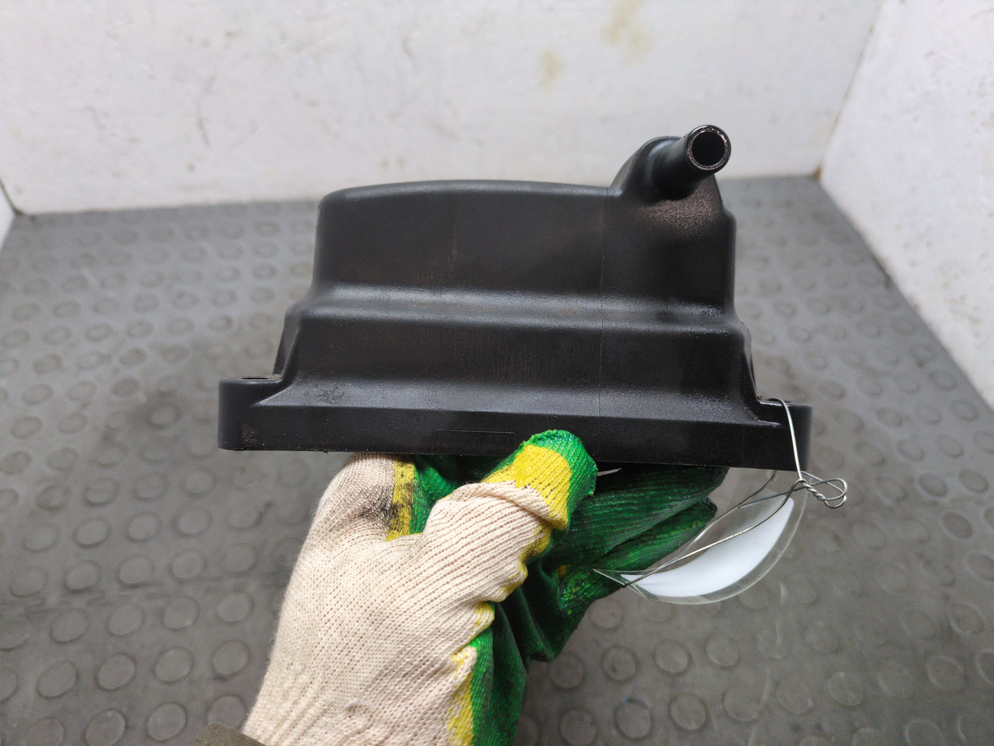 Крышка клапанная ГБЦ