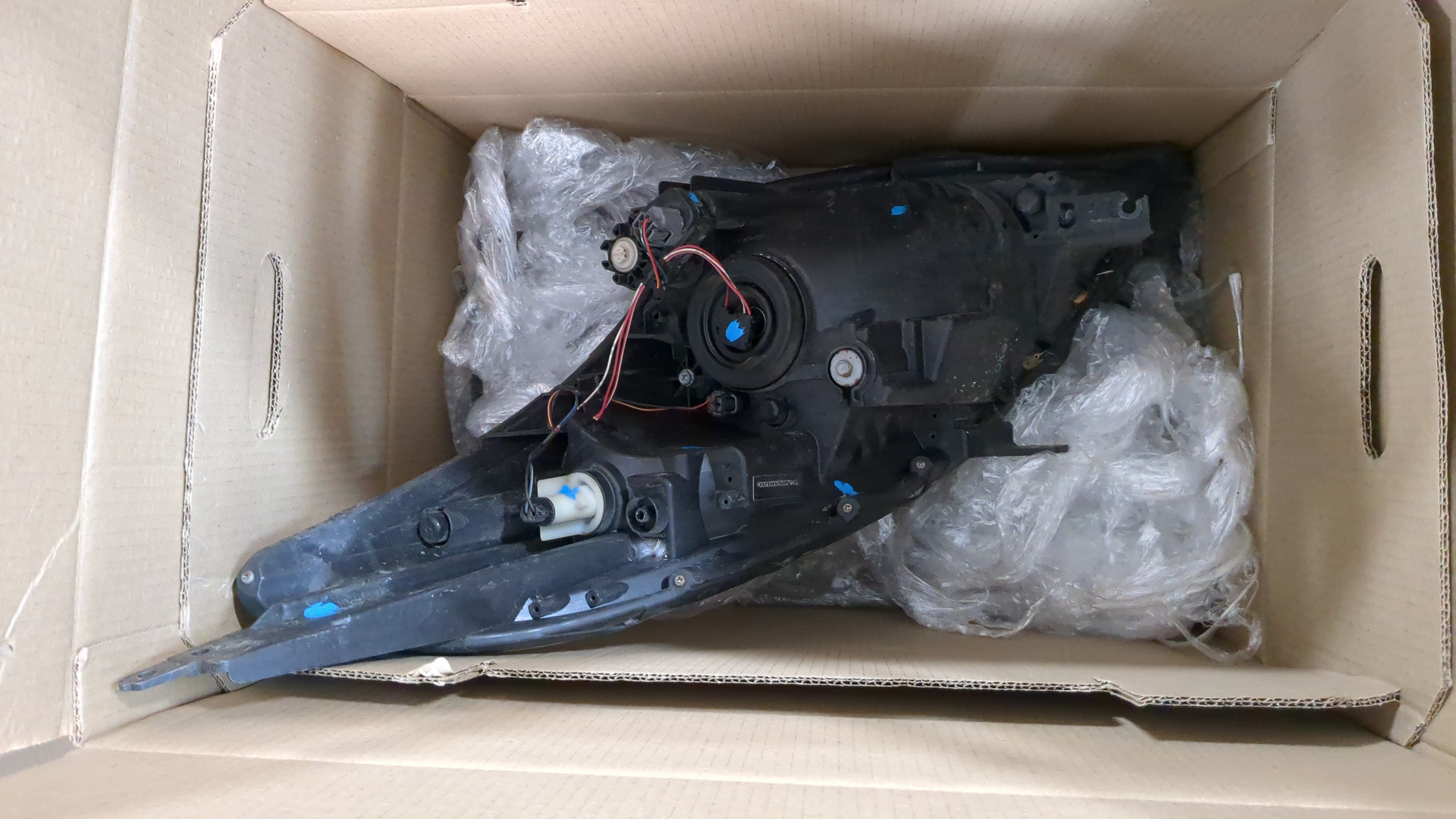 Фара правая