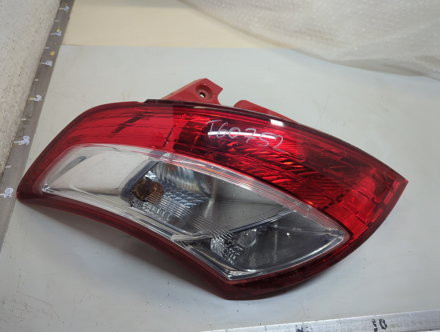 Фонарь задний левый