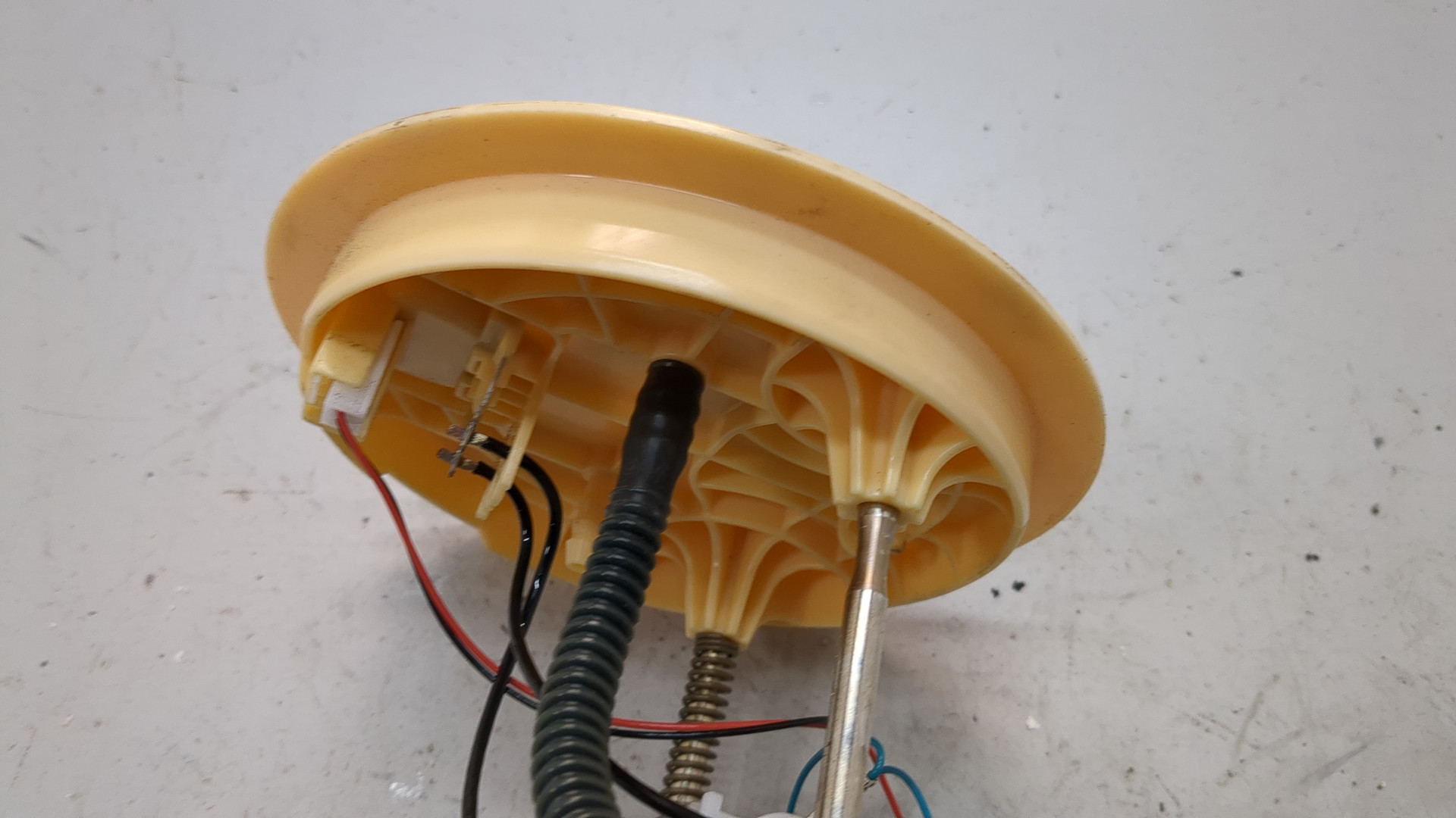 Насос топливный электрический