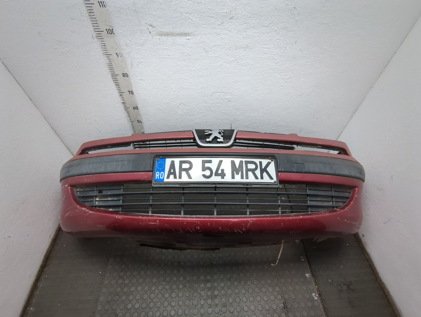 Бампер передний