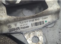 7L0317021 Радиатор масляный Volkswagen Touareg 2006-2010 21135829 #2