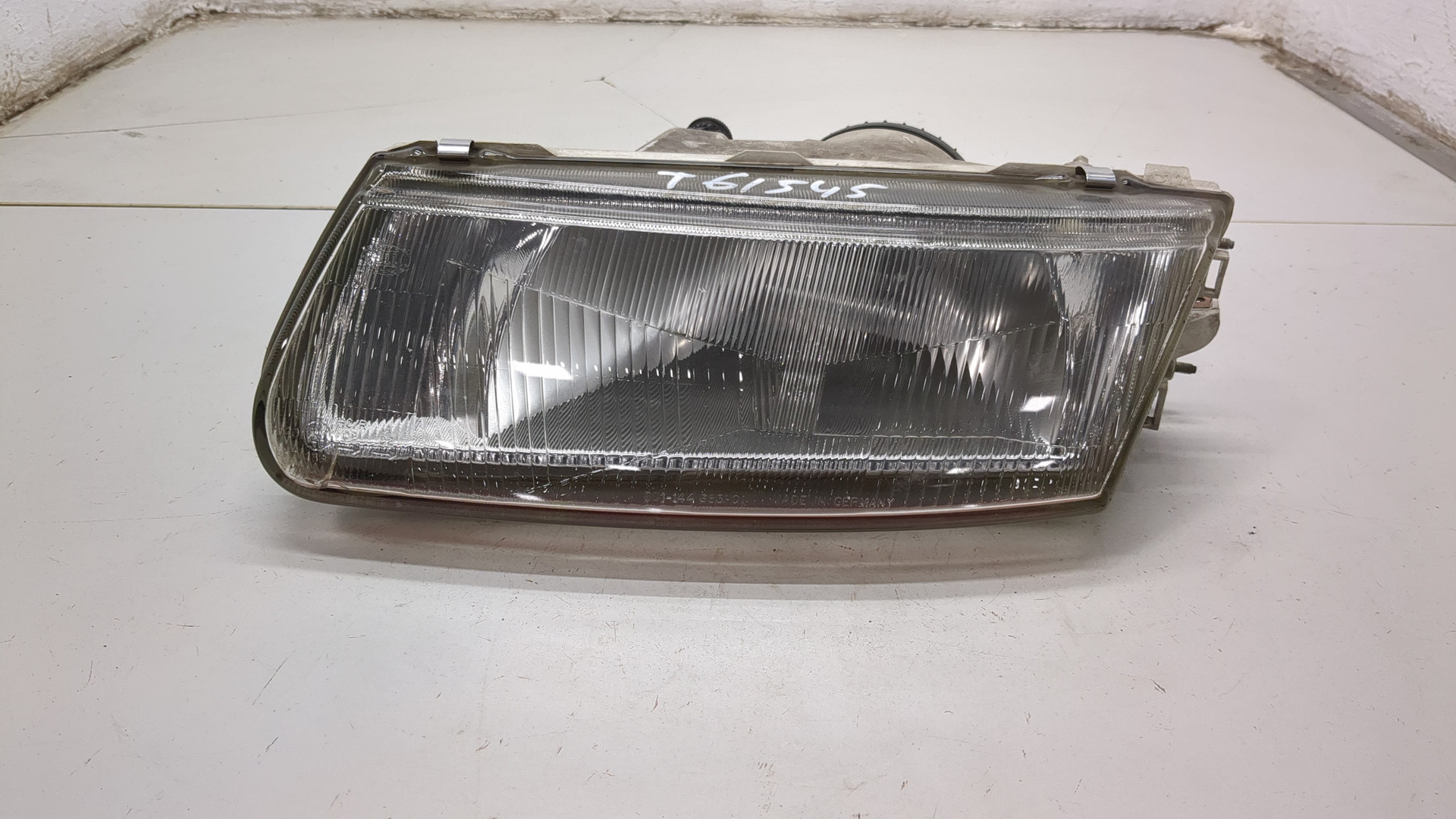 Фара левая