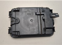 8D0927355A, 8D0927613 Кронштейн блока управления Volkswagen Passat 5 1996-2001 21138009 #2