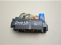  Блок предохранителей Peugeot 406 1999-2004 21138440 #1