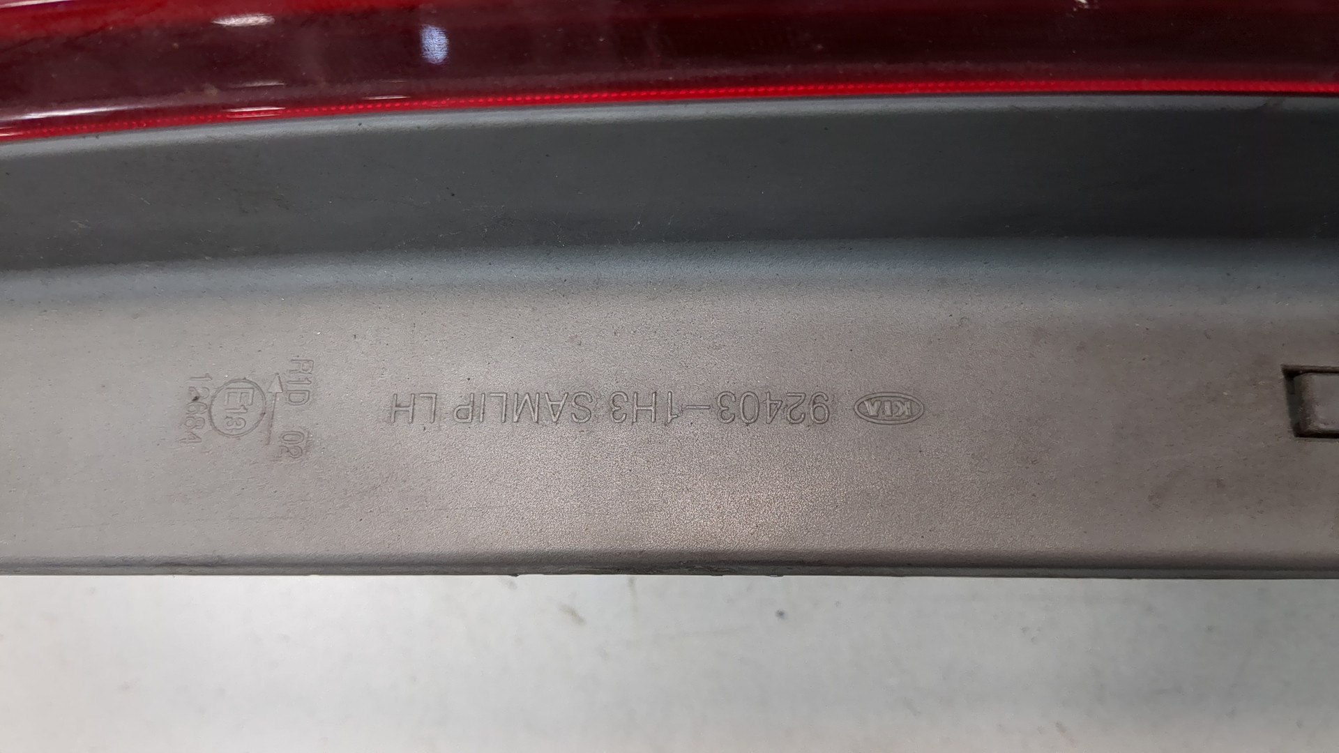 Фонарь задний левый