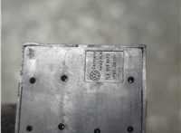 7L6867011EK Кнопка стеклоподъемника (блок кнопок) Volkswagen Touareg 2006-2010 21155909 #3