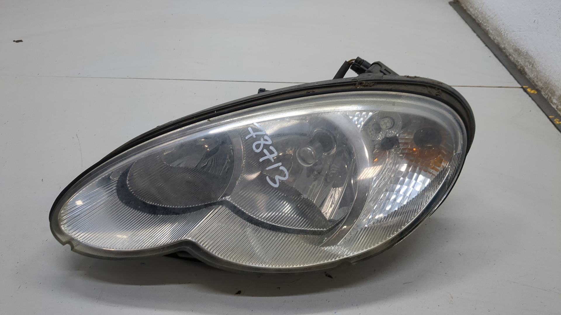 Фара левая