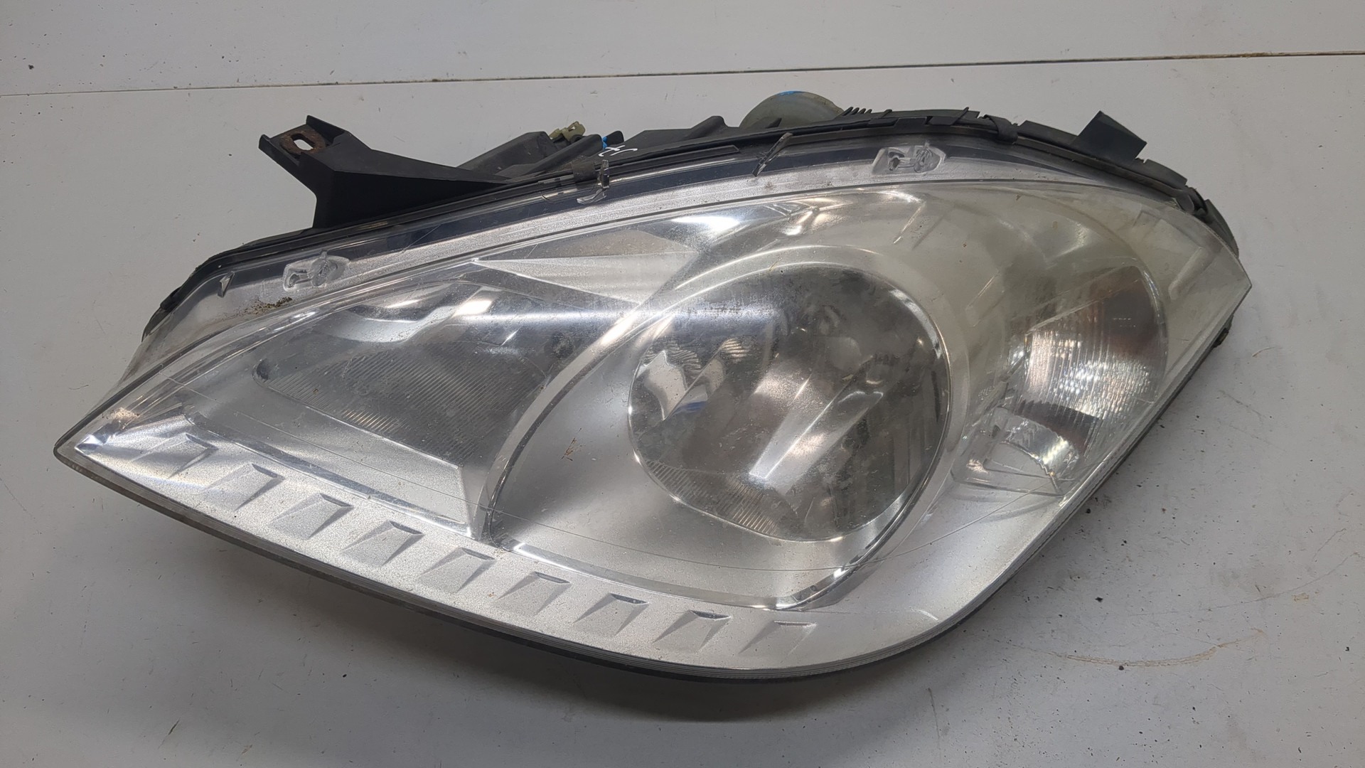 Фара левая