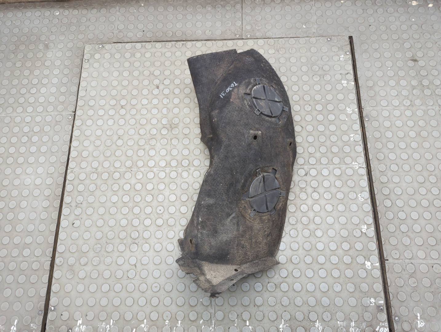 Локер передний левый
