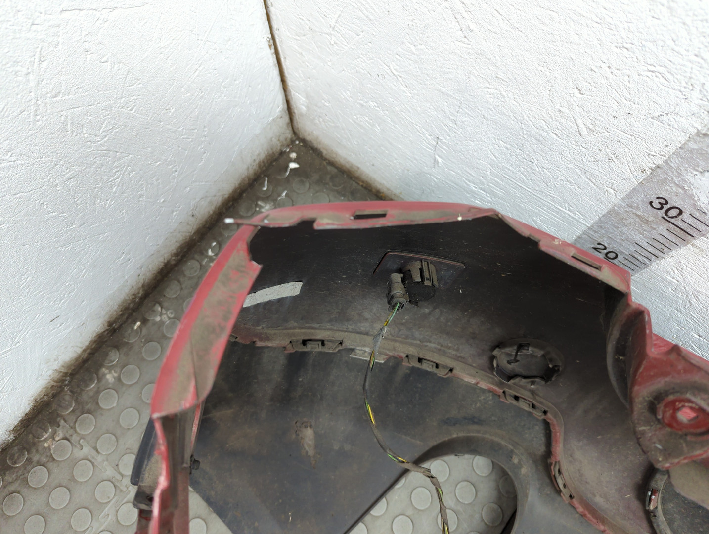 Бампер задний