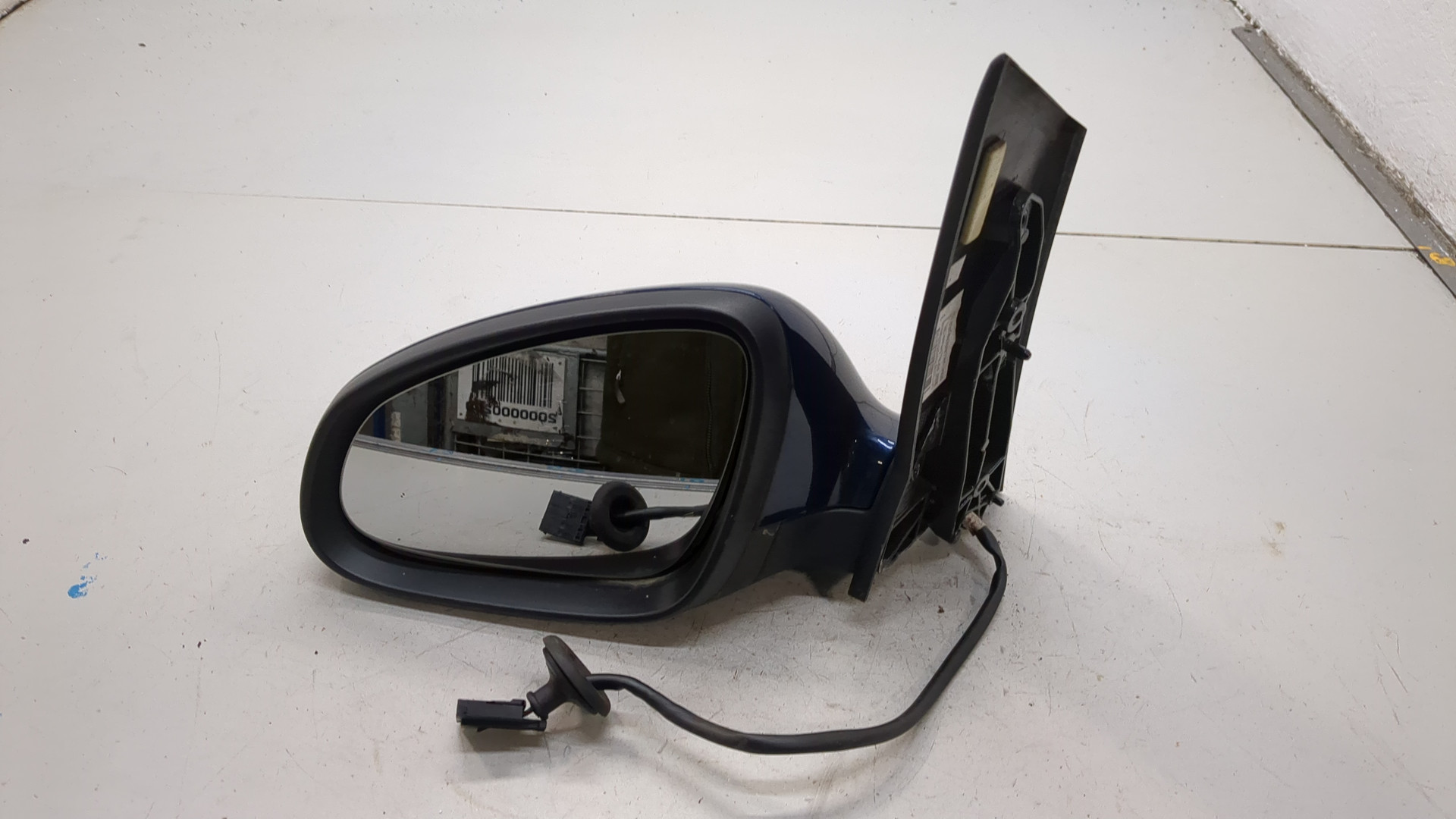 Зеркало левое электрическое