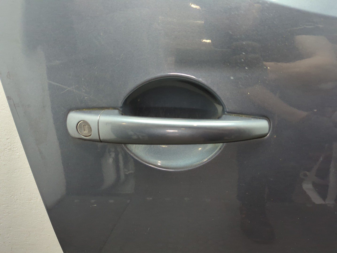 Дверь передняя правая