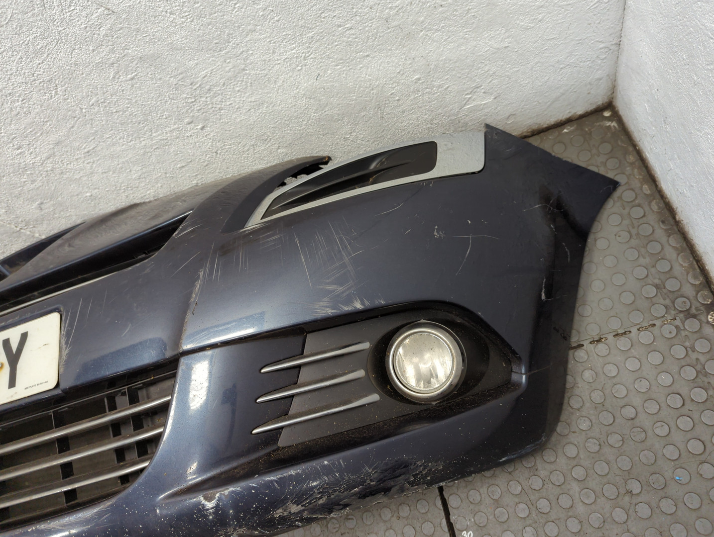 Бампер передний