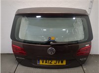  Обшивка крышки (двери) багажника Volkswagen Sharan 2010-2015 11882370 #1