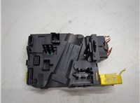  Блок управления подрулевыми переключателями Volkswagen Touran 2003-2006 21331876 #1