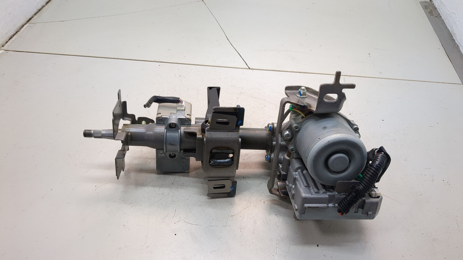 Серводвигатель рулевой рейки