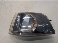  Поворот Volvo S40 / V40 1995-2004 21346481 #1
