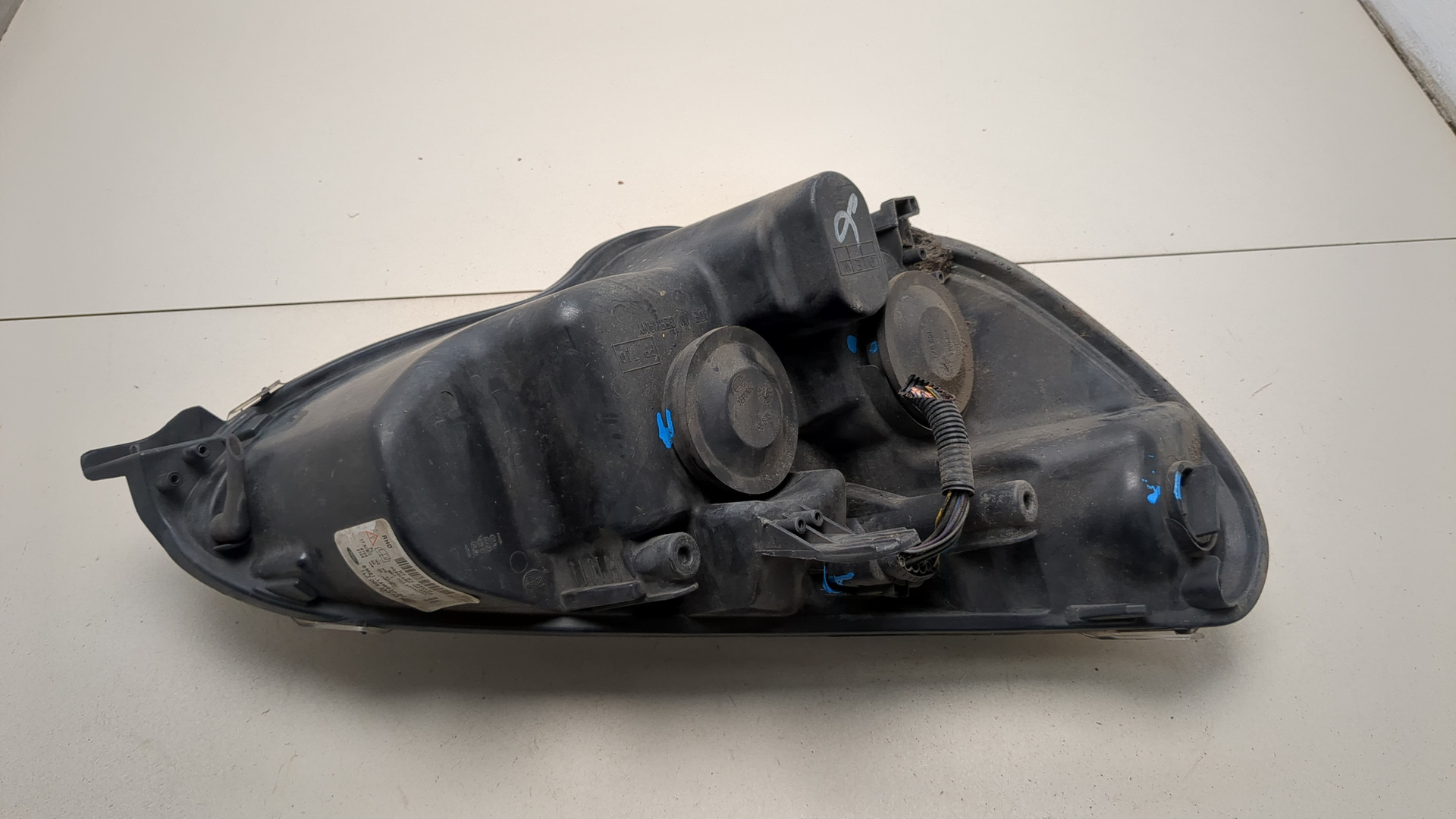 Фара левая