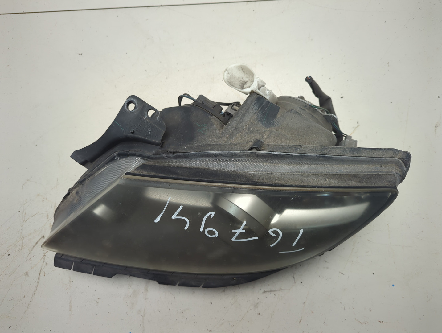 Фара левая