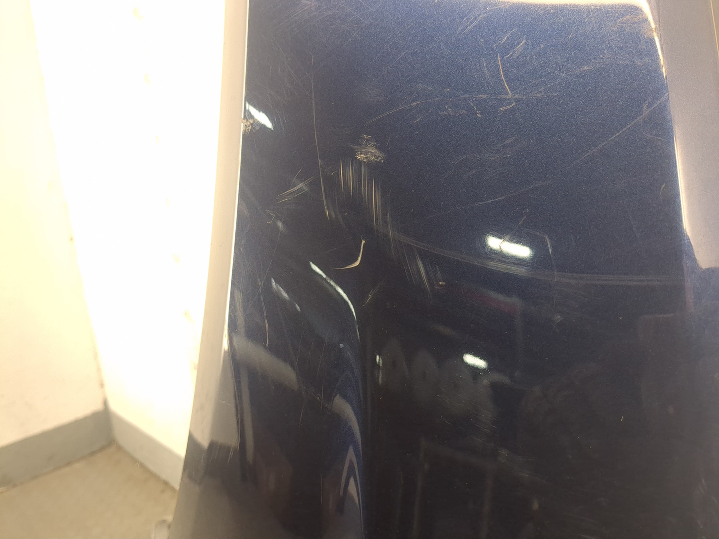 Крыло переднее левое