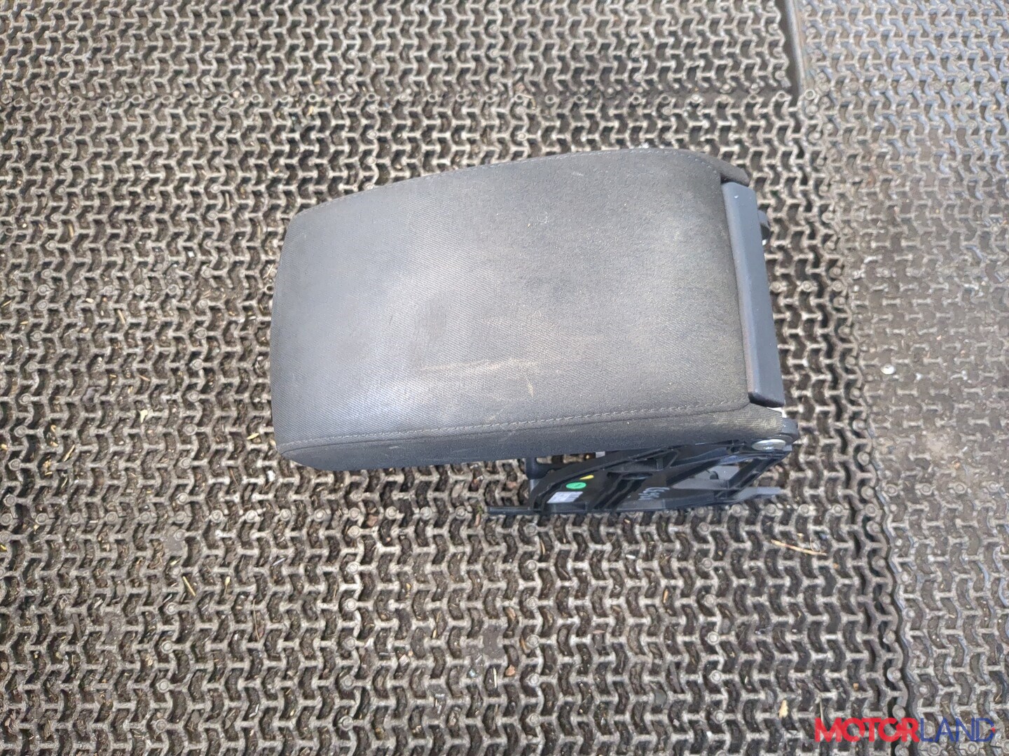 Подлокотники для Skoda Octavia A7 (Шкода Октавия А7)
