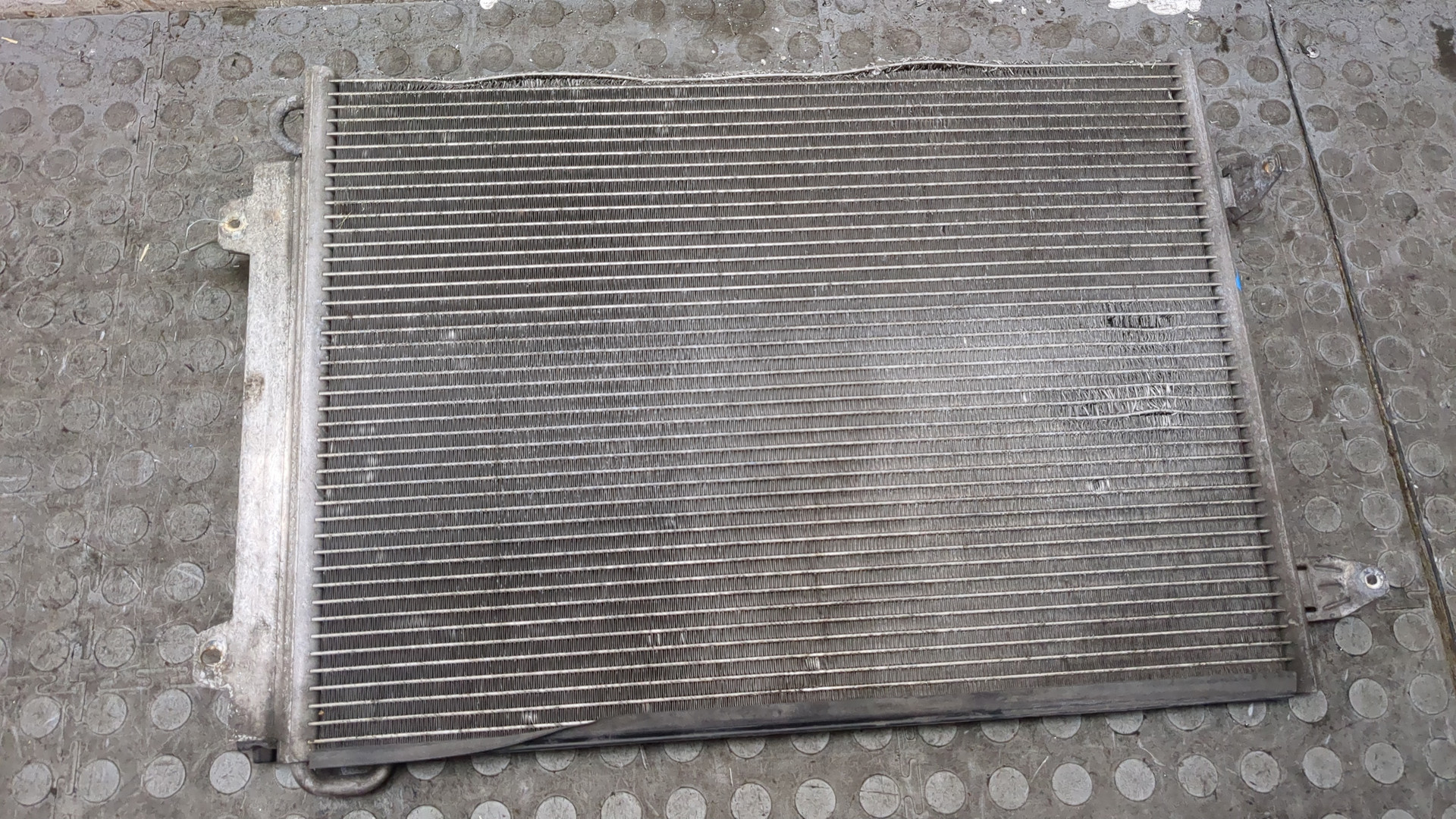 Радиатор кондиционера / конденсер