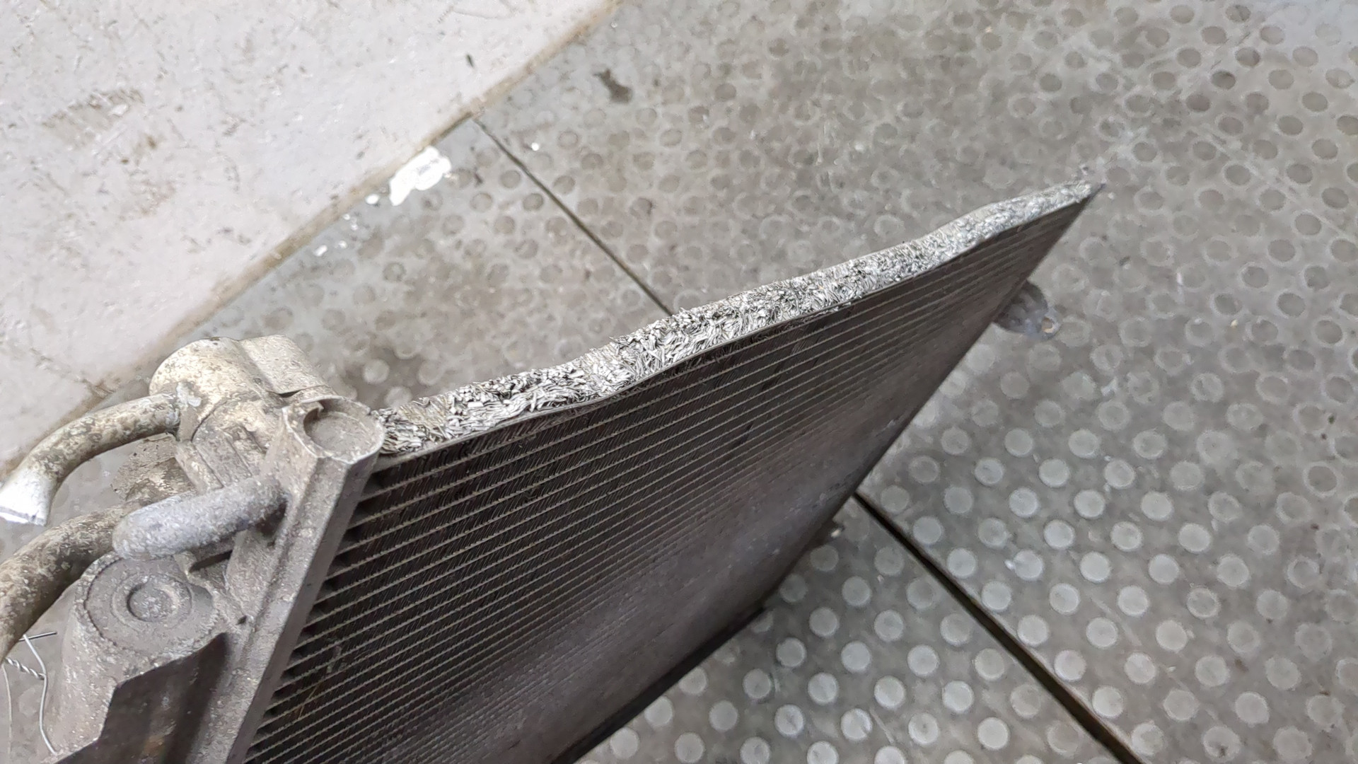 Радиатор кондиционера / конденсер