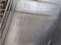 mb670791 Молдинг крыла Mitsubishi Pajero 1990-2000 8288330 #4
