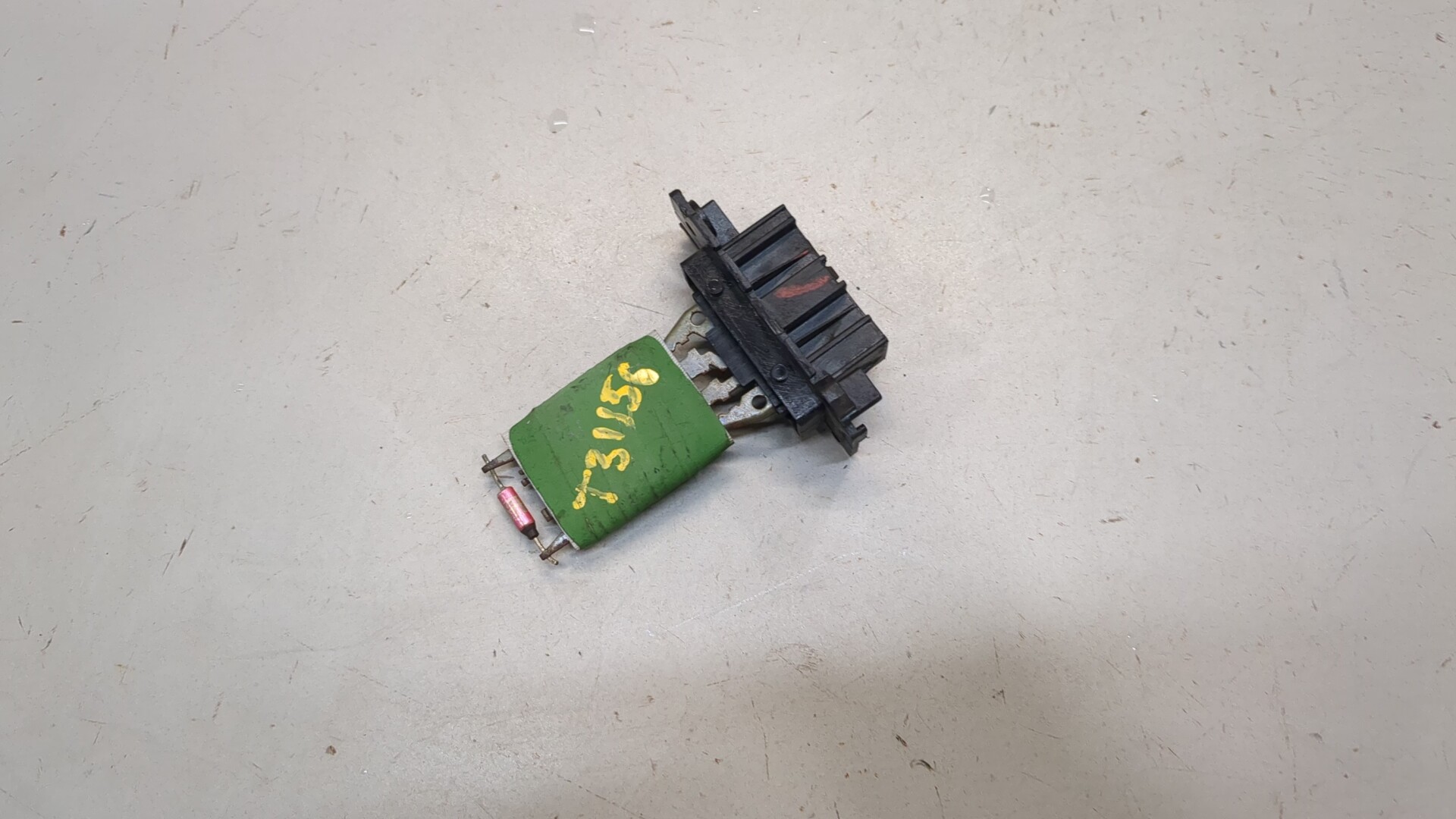 Резистор отопителя