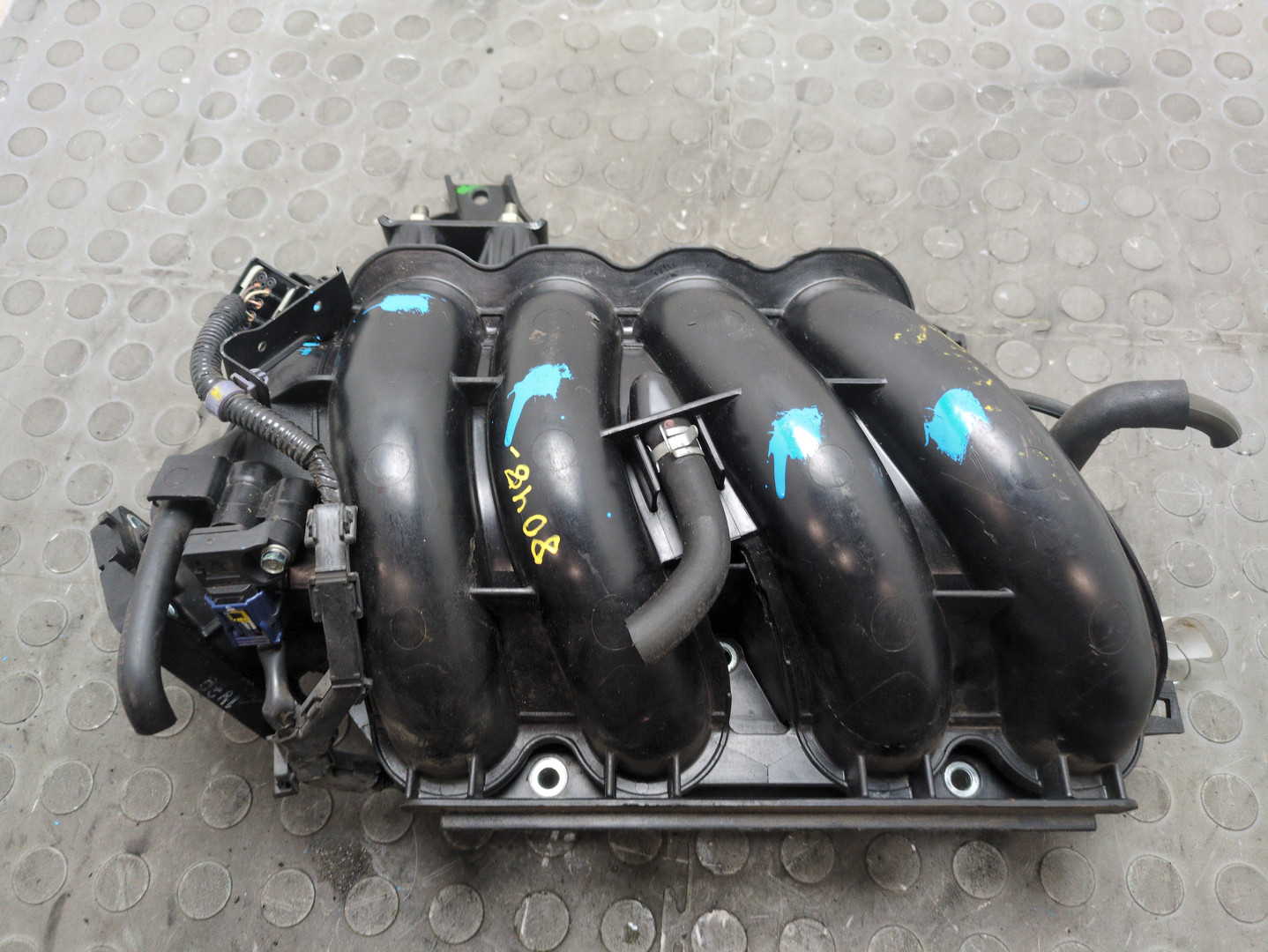 Коллектор впускной