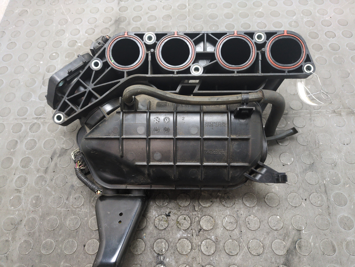 Коллектор впускной