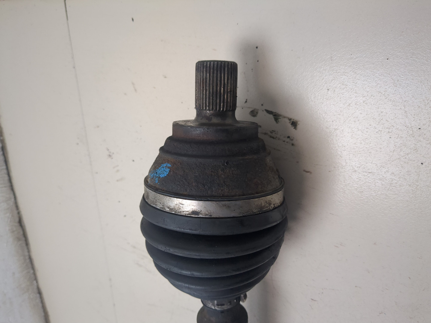 Полуось передняя правая