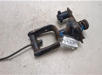  Кронштейн запасного колеса Toyota RAV 4 1994-2000 8468946 #4