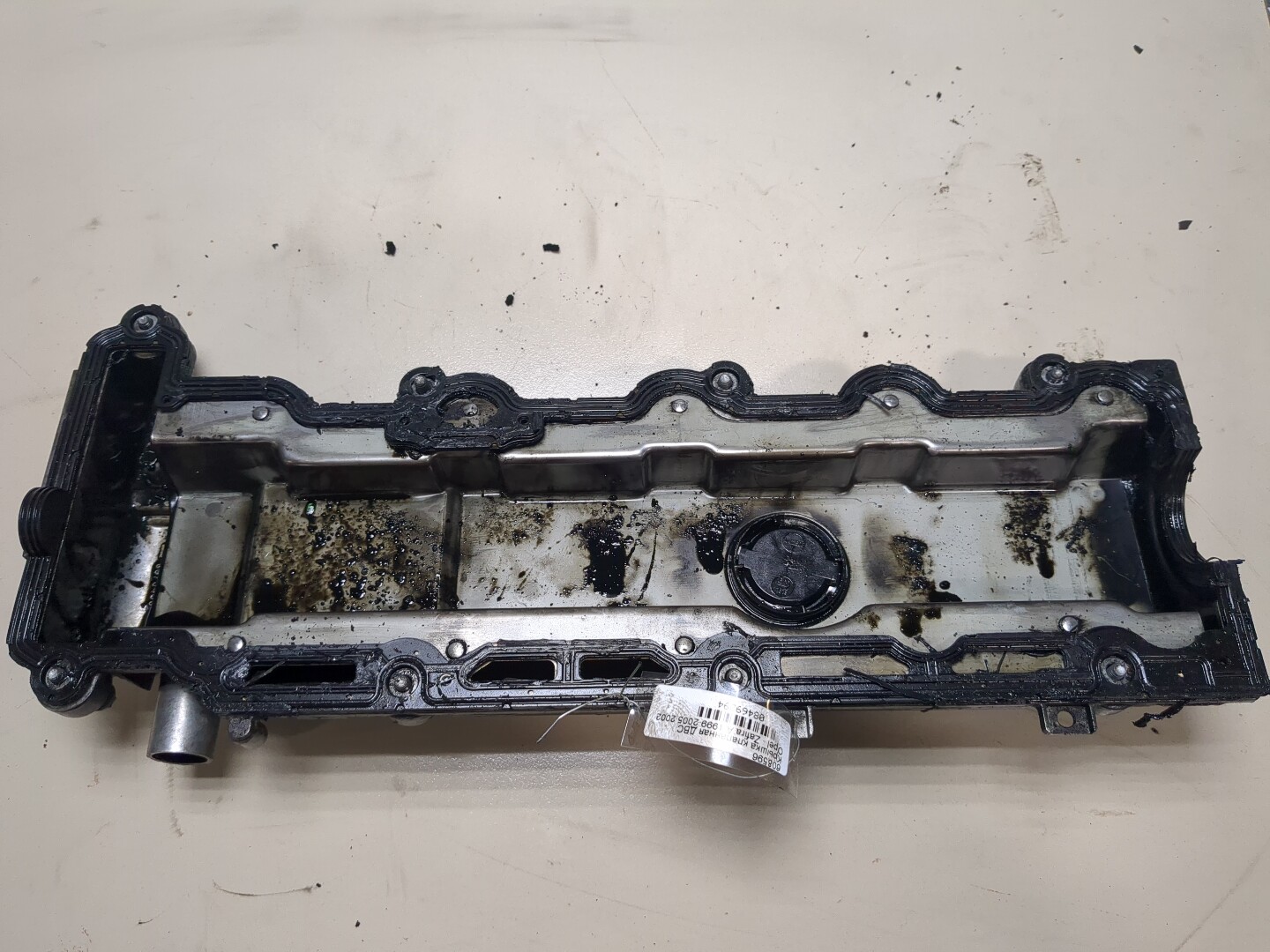 Крышка клапанная ГБЦ