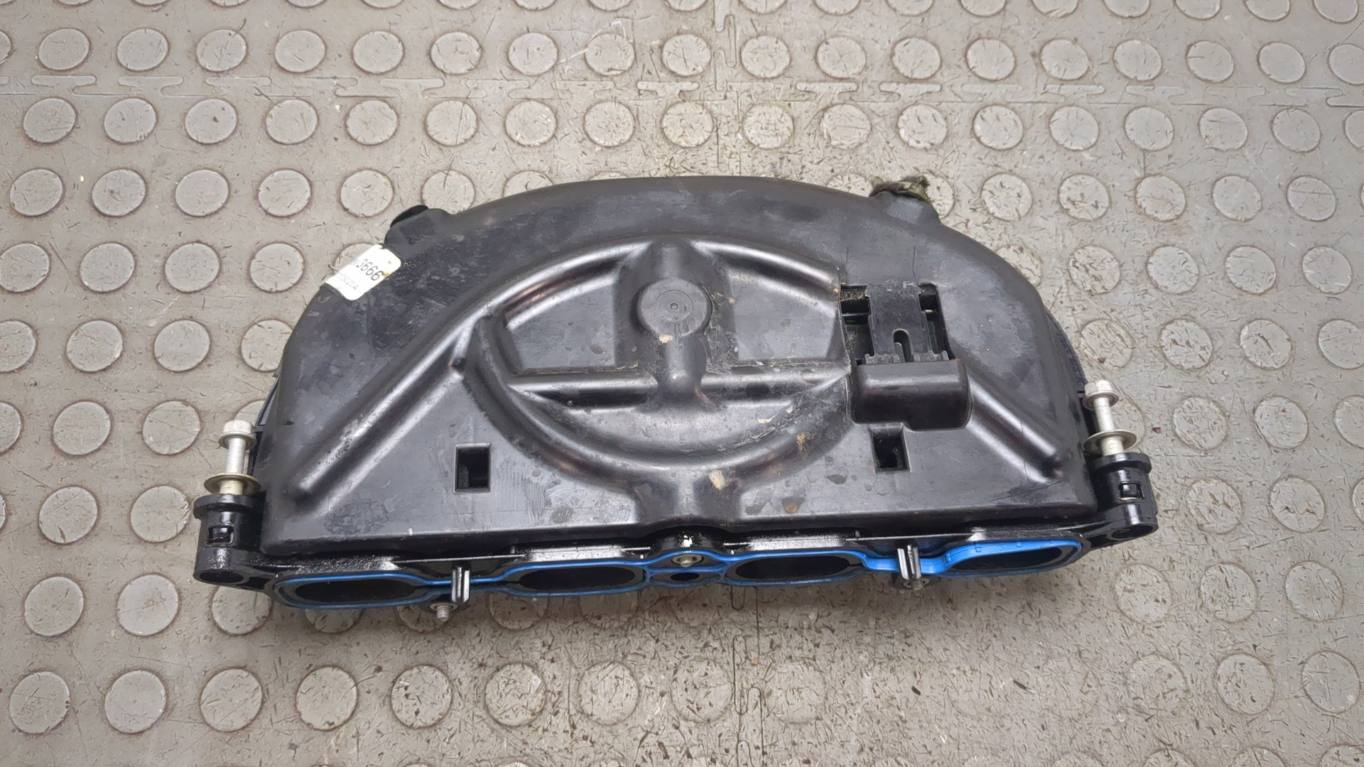 Коллектор впускной