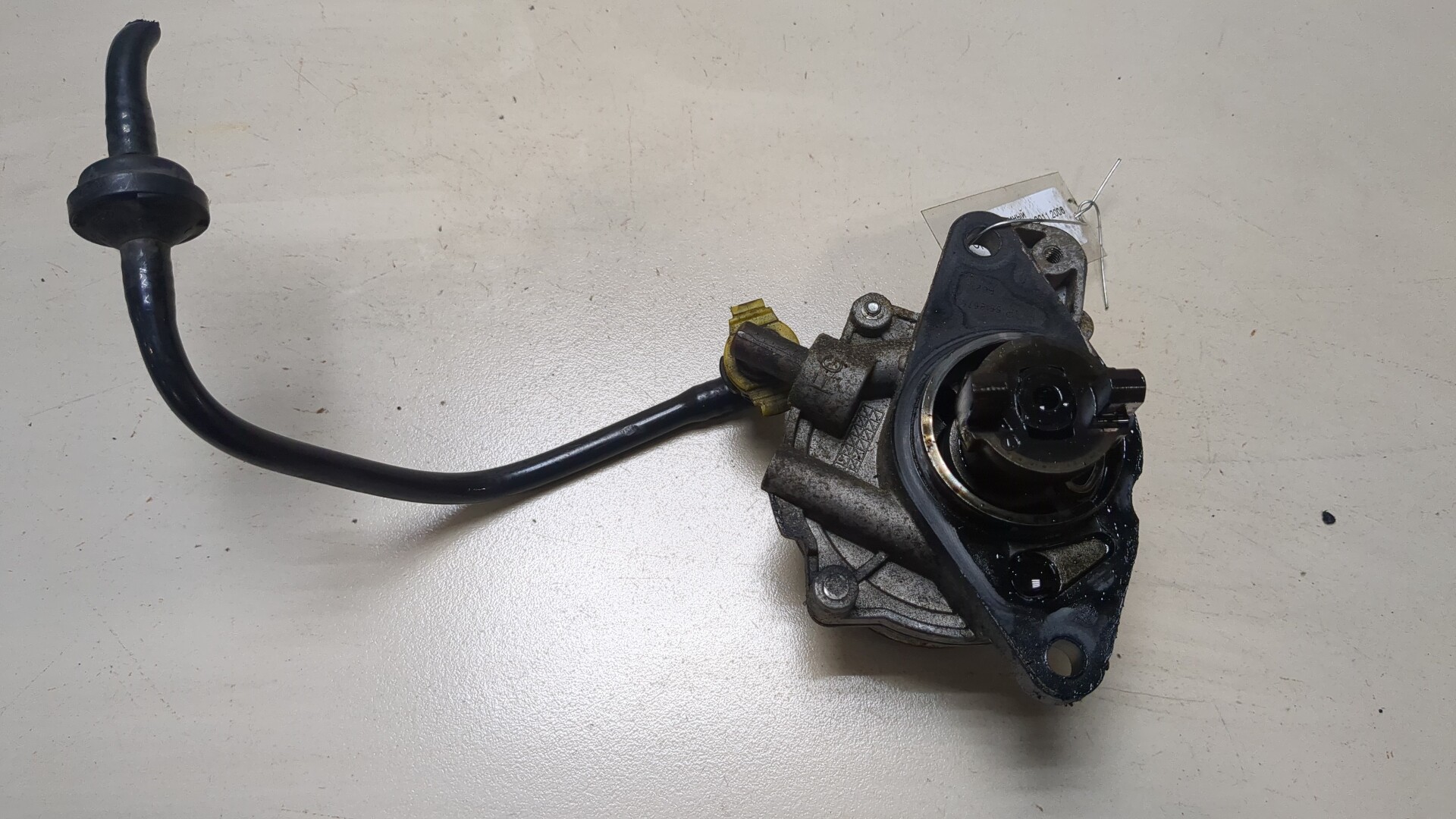 Насос вакуумный