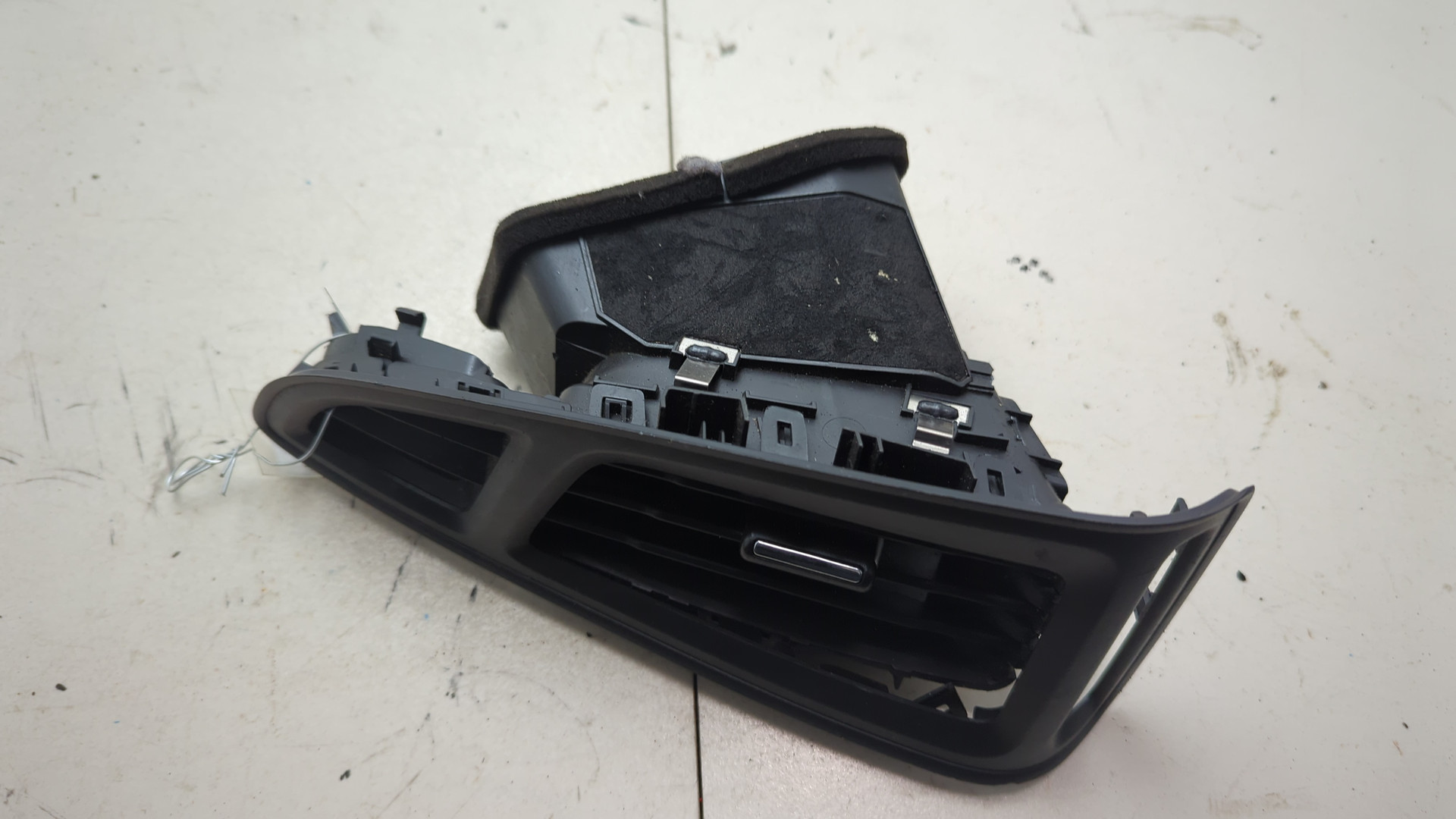 Дефлектор воздушный