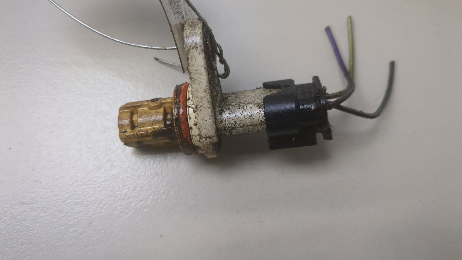 Датчик положения распредвала