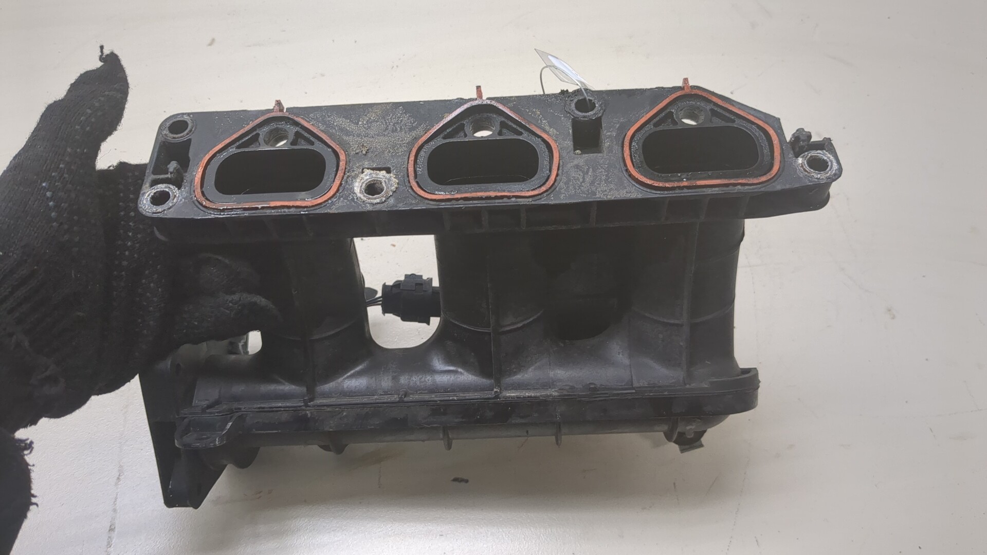 Коллектор впускной