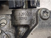 1J902020090 Насос вакуумный Toyota Camry XV70 2017-2021 8518660 #2