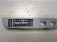 282607S004 Разъем AUX/USB Nissan Armada 2003-2007 8519900 #1